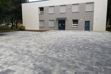 budowa-chodnika-i-parkingu-przychodnia-Gliwice-02